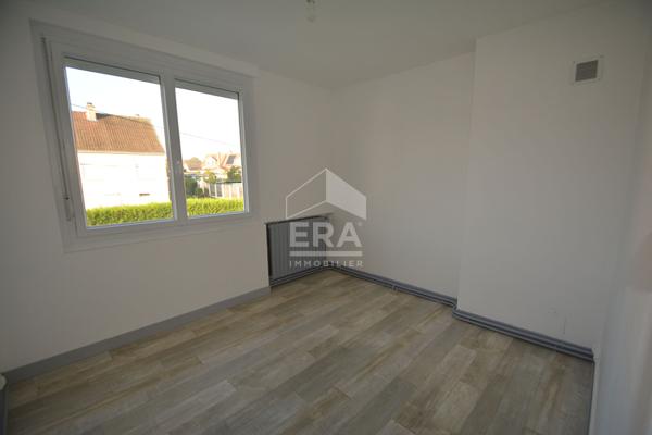 Maison Charmes 5 pièce(s) 93 m2