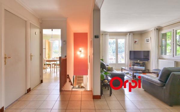 Maison à vendre    5 pièces • 130 m2 Oullins