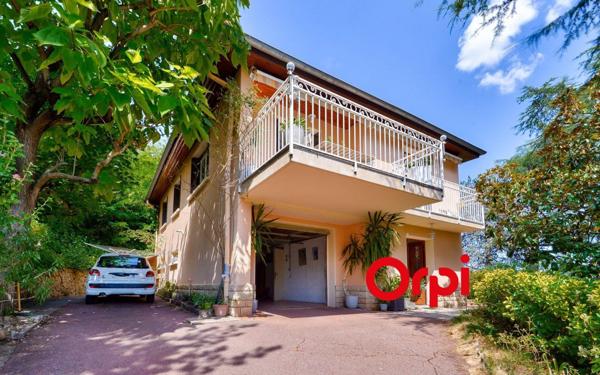 Maison à vendre    5 pièces • 130 m2 Oullins