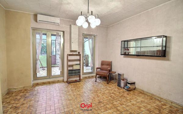 Maison à vendre    3 pièces • 77 m2 Marseille 13