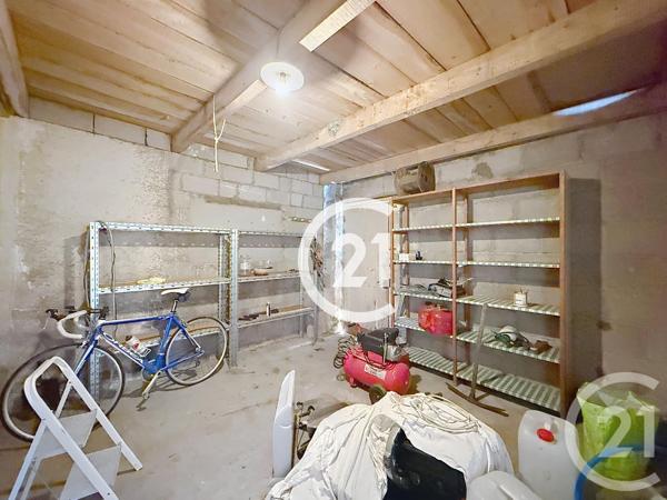 Maison à vendre  4 pièces - 85 m 2   SALLES D ANGLES  - 16
