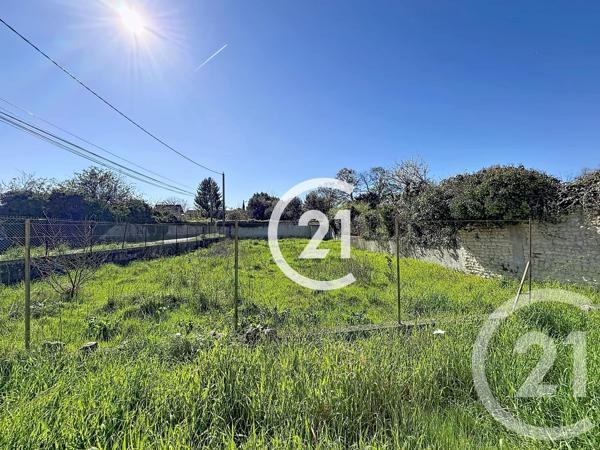 Maison à vendre  4 pièces - 85 m 2   SALLES D ANGLES  - 16