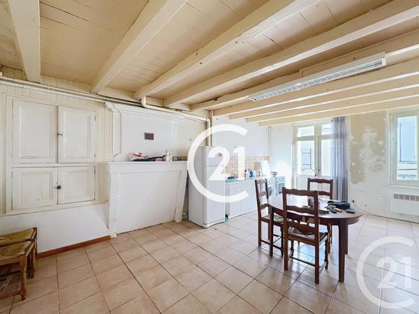 Maison à vendre  4 pièces - 85 m 2   SALLES D ANGLES  - 16
