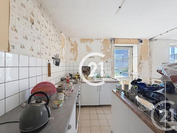 Maison à vendre  4 pièces - 85 m 2   SALLES D ANGLES  - 16