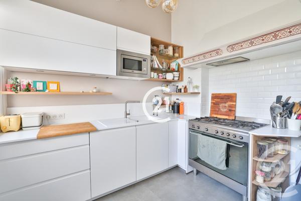 Maison à vendre  6 pièces - 154 m 2   COGNAC  - 16