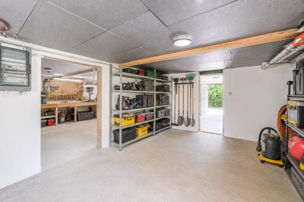 Maison
         6 pièces
        - 133 m² Exclusivité 382 000 € *