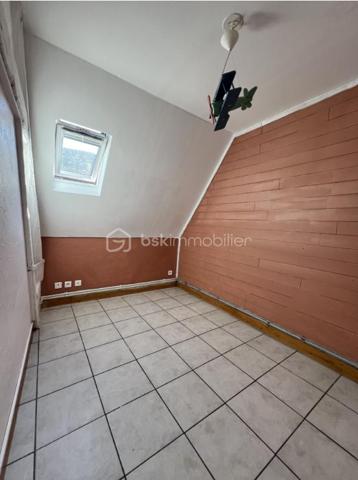 Immeuble mixte de 81 m²