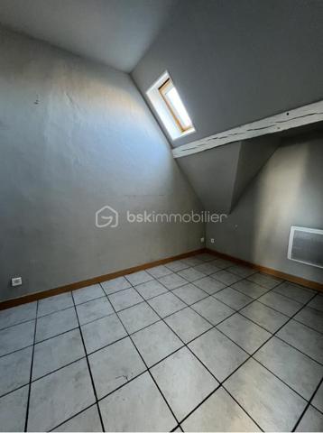 Immeuble mixte de 81 m²