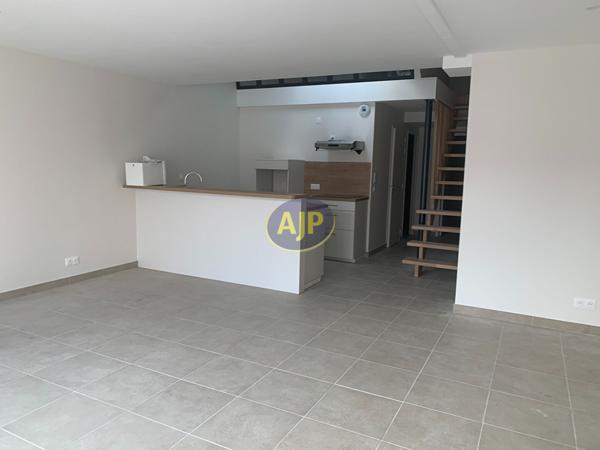 Location maison Rochefort : 1 213 € - AJP Immobilier Rochefort