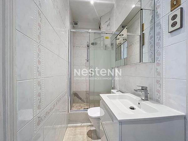 Appartement 5 pièces 164 m² à vendre Paris 8e - Faubourg Saint-Honoré / Champs-Élysées - Charme de l'ancien