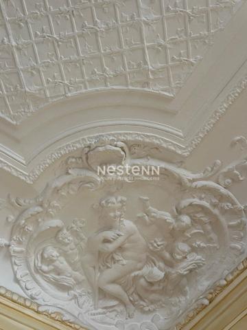 Appartement 5 pièces 164 m² à vendre Paris 8e - Faubourg Saint-Honoré / Champs-Élysées - Charme de l'ancien