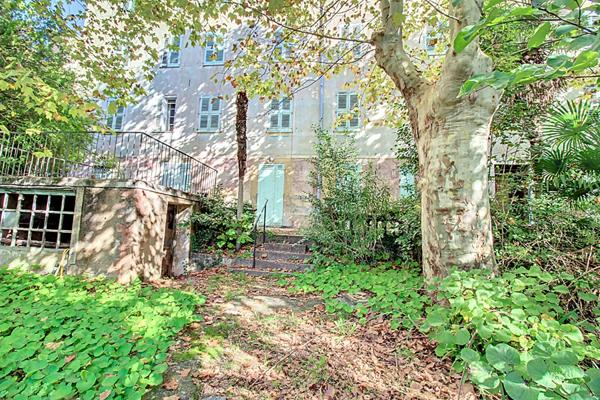 A VENDRE EN EXCLUSIVITE ! 3 appartements et annexes - DRAGUIGNAN