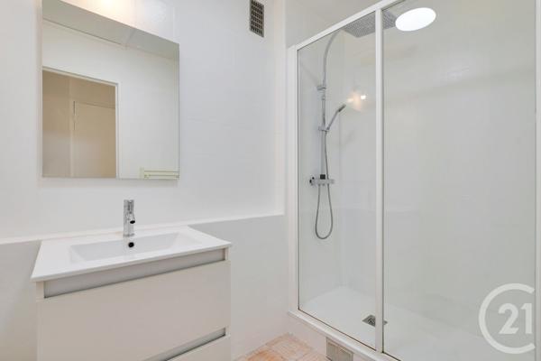 Appartement F4 à vendre  4 pièces - 75,30 m2 PARIS - 75020