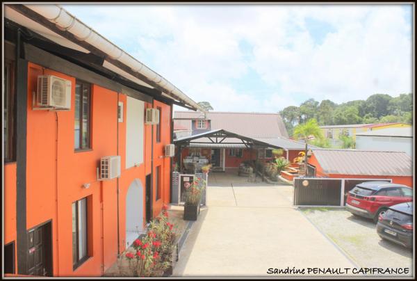 Immeuble de Rapport à vendre KOUROU (973) plusieurs appartements et une magnifique villa - Terrain 1892m²