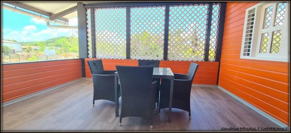 Immeuble de Rapport à vendre KOUROU (973) plusieurs appartements et une magnifique villa - Terrain 1892m²