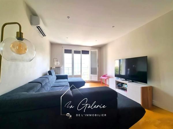 Appartement 3 pièces rénové avec vue dégagée 77m2 Grenoble
