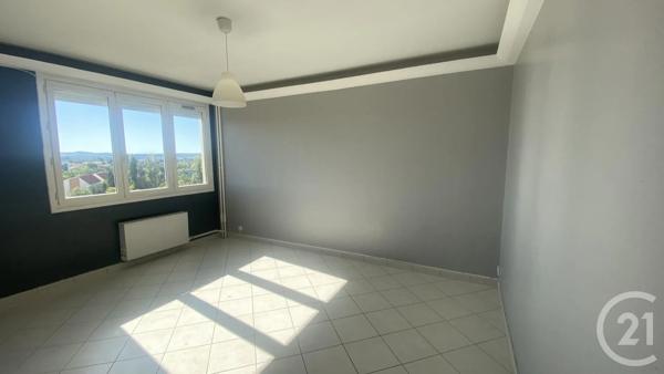 Appartement F4 à vendre  4 pièces - 77,81 m 2   CORBAS  - 69
