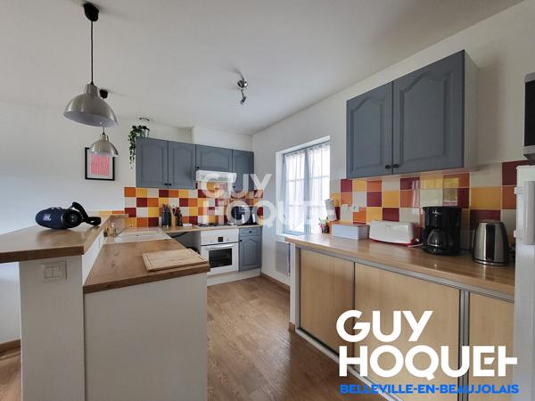 Maison de ville en triplex 93,94 m² à Beaujeu centre