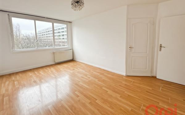 Appartement à vendre    2 pièces • 38,40 m2 Saint-Denis