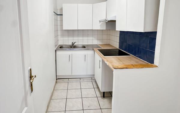 Appartement à vendre    2 pièces • 38,40 m2 Saint-Denis