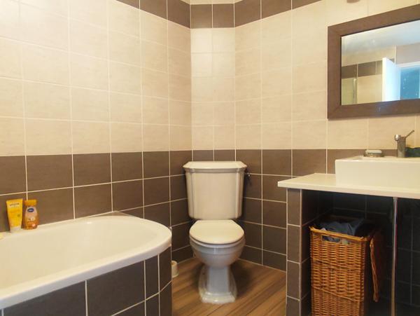 A VENDRE - THAIRE - Maison à étage de 105m2 - Jardin