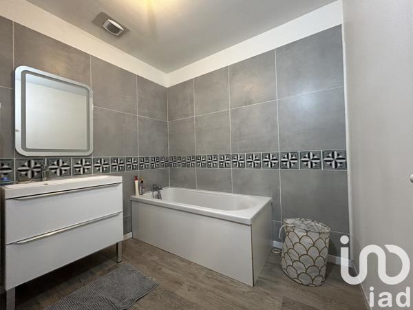 Maison à vendre 6 pièces 175 m² Châtillon-sur-Marne