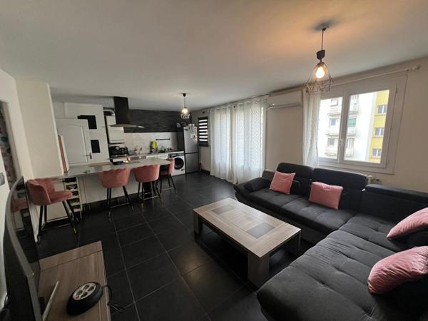 Appartement Valence 3 pièce(s) 65 m2, cave