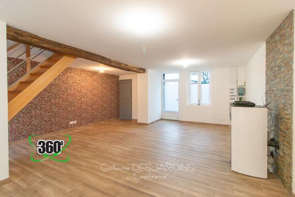 Maison de ville entièrement rénovée – 5 pièces – Terrasse – L’Aigle