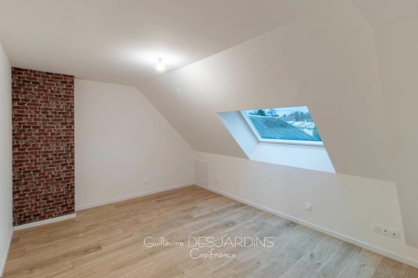 Maison de ville entièrement rénovée – 5 pièces – Terrasse – L’Aigle