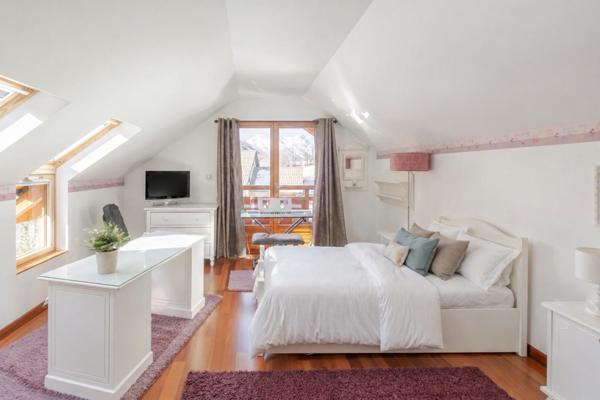 Chalet d’exception, lumière,  vue nature, Serre-Chevalier