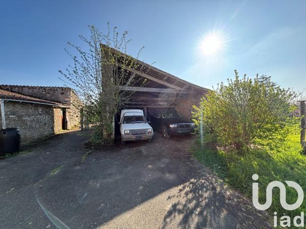 Maison rustique 4 pièces de 128 m² à Thiré (85210)