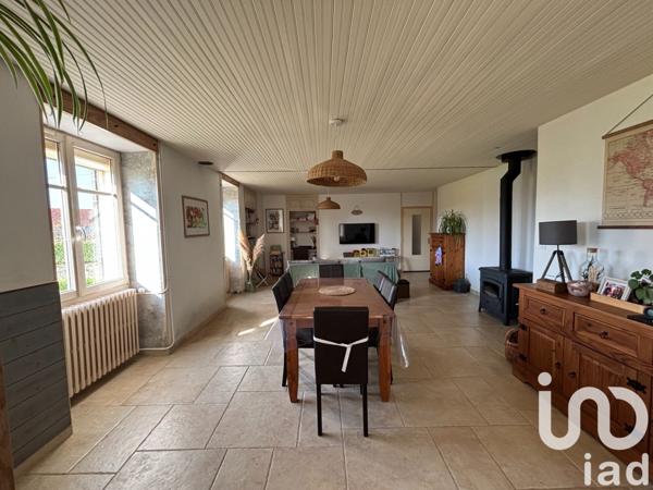 Maison rustique 4 pièces de 128 m² à Thiré (85210)