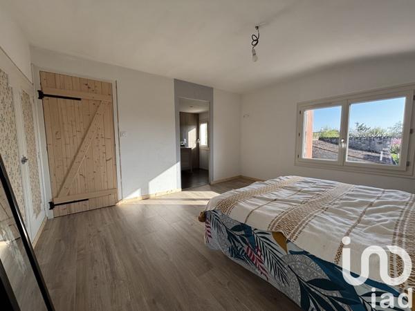 Maison rustique 4 pièces de 128 m² à Thiré (85210)