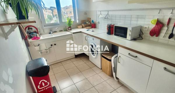 À vendre Appartement 3 pièces 64 m² - Six-fours-les-plages 83140