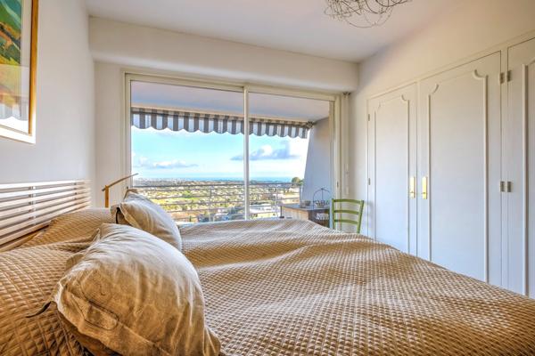 Appartement à vendre 2 pièces VENCE (06)