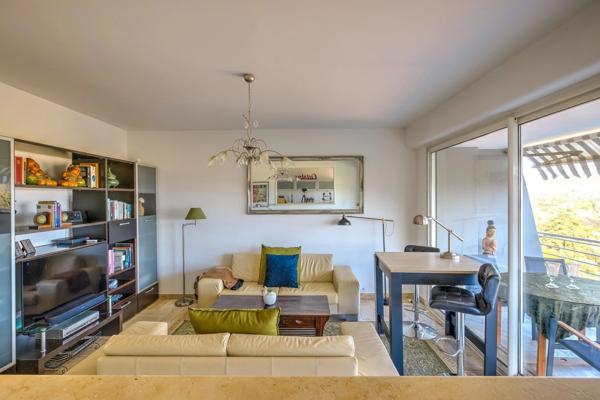 Appartement à vendre 2 pièces VENCE (06)