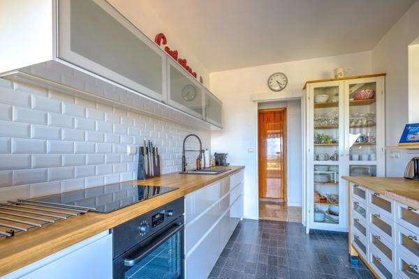 Appartement à vendre 2 pièces VENCE (06)