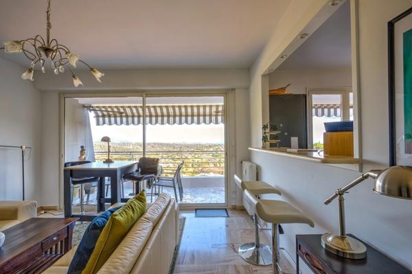 Appartement à vendre 2 pièces VENCE (06)