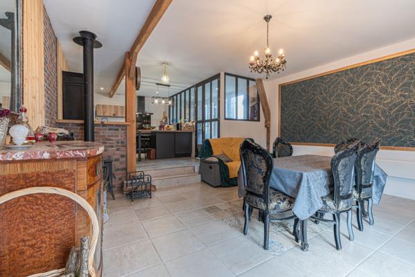 Maison 9 pièces - 380 m²