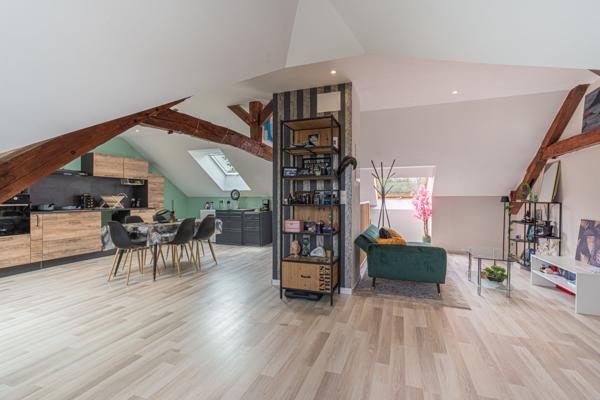 Maison 9 pièces - 380 m²