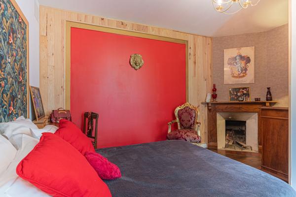 Maison 9 pièces - 380 m²