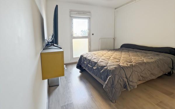 Appartement à vendre    3 pièces • 69 m2 Marseille 9