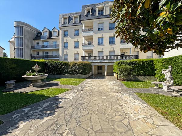 Magnifique 2 pièces avec grande terrasse sans vis-à-vis