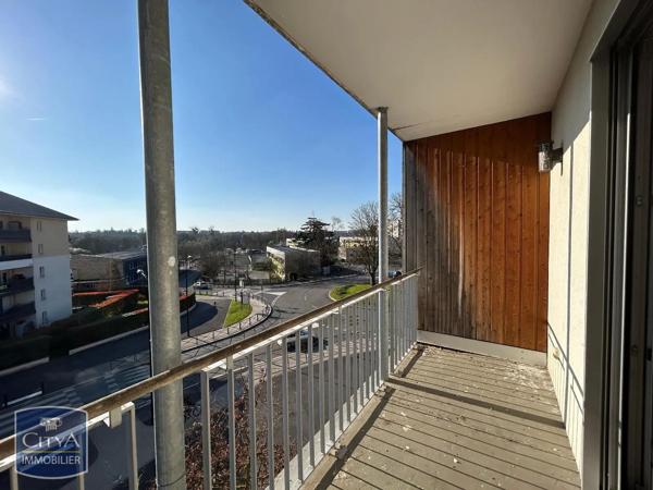 Appartement à louer 4 pièces 111.65m² Meaux (77100)