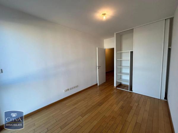 Appartement à louer 4 pièces 111.65m² Meaux (77100)