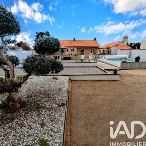 Maison à vendre 6 pièces 140 m² Saint-Père-en-Retz
