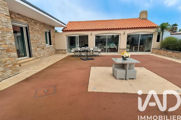 Maison à vendre 6 pièces 140 m² Saint-Père-en-Retz