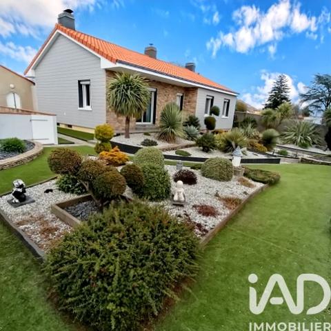 Maison à vendre 6 pièces 140 m² Saint-Père-en-Retz