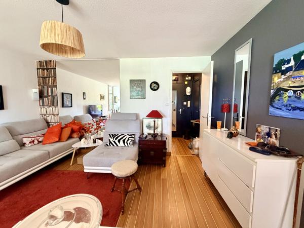 Auray (56400) Appartement avec terrasse sans vis à vis vue rivière