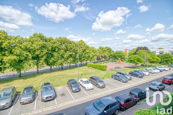 Appartement à vendre 3 pièces 63 m² Aubergenville